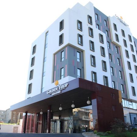 Golden Tulip Ana Dome Hotel Клуж-Напока Экстерьер фото