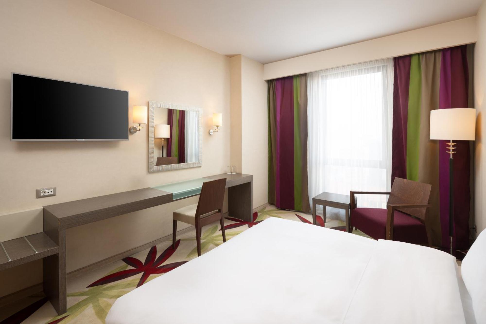 Golden Tulip Ana Dome Hotel Клуж-Напока Экстерьер фото
